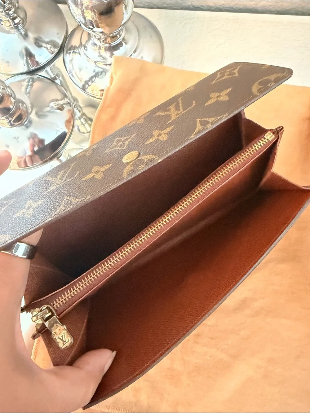 Louis Vuitton classic louis